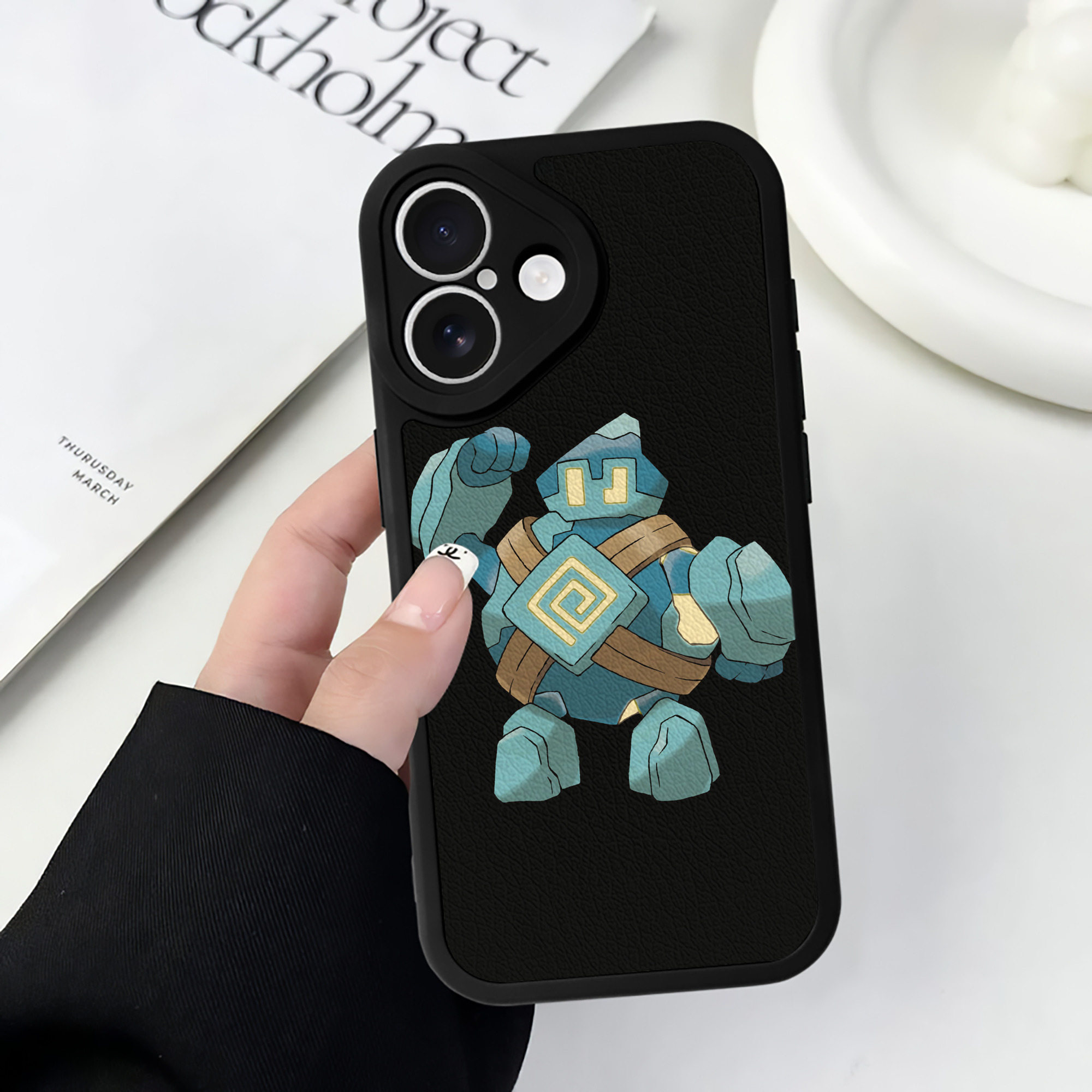 （画像用） ポケットモンスター Pokémon 【iPhone 16シリーズ対応】シリコンスマホケース（レザー調） 材質：シリコン